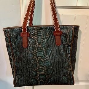 Consuela classic rattler tote.